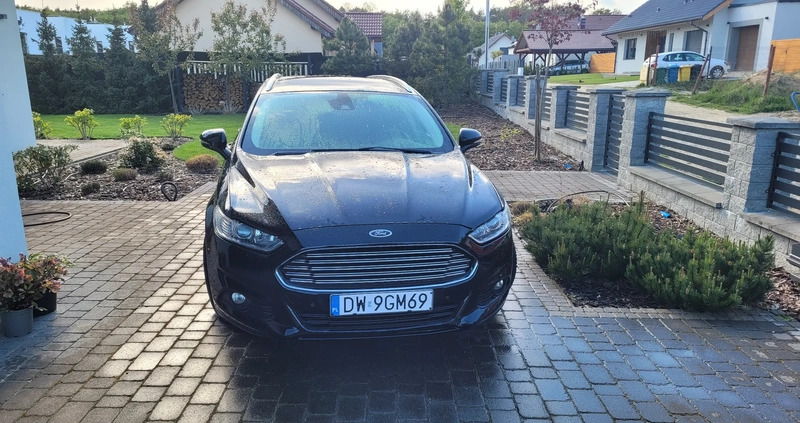 Ford Mondeo cena 39500 przebieg: 221000, rok produkcji 2015 z Wrocław małe 121